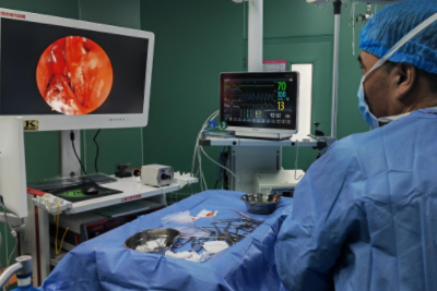 [ENT Surgery: Nasal Endoscopy] Endoscopic Treatment of Nasal Polyps